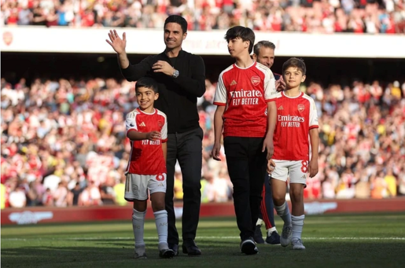 4 trụ cột sức mạnh đưa Arsenal tiến sát ngôi vô địch Ngoại hạng Anh