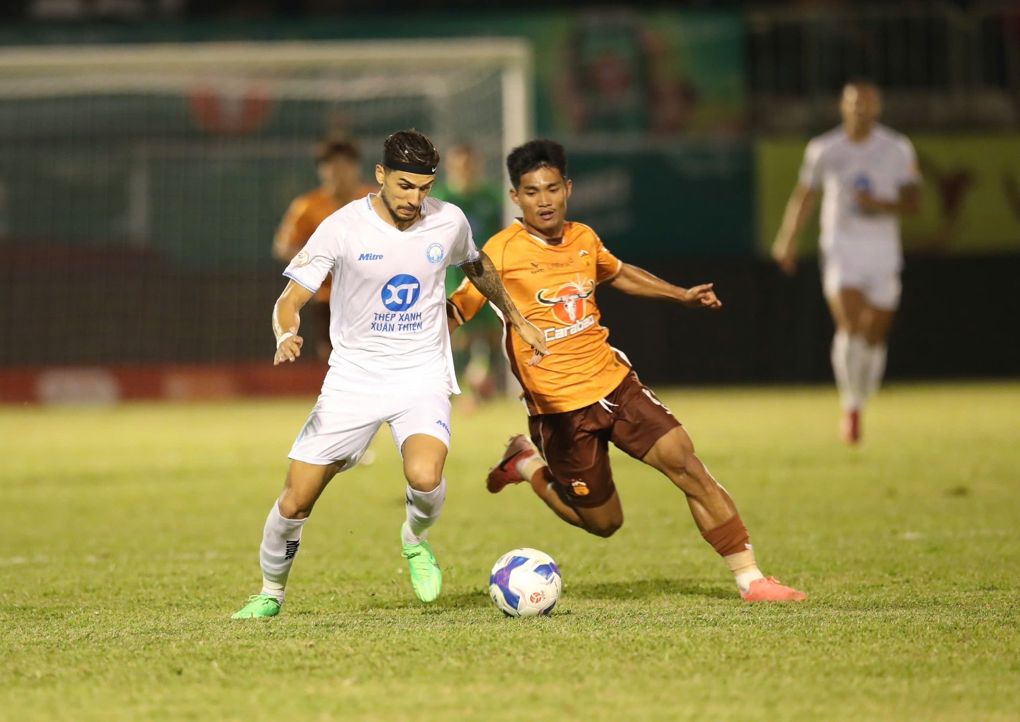 nhan-dinh-soi-keo-hagl-vs-nam-dinh-luc-17h00-ngay-31-10-2025-2