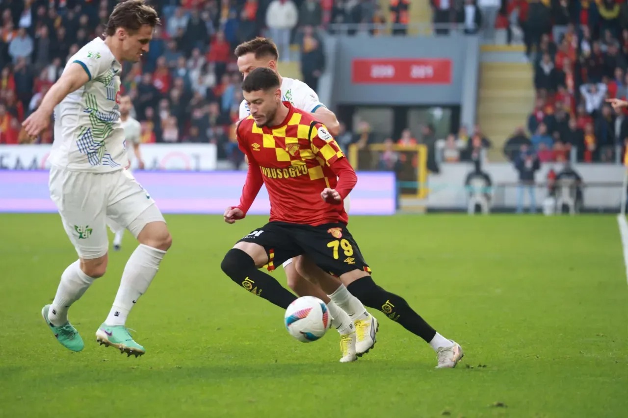 Nhận định soi kèo Goztepe vs Rizespor lúc 00h00 ngày 20/1/2026