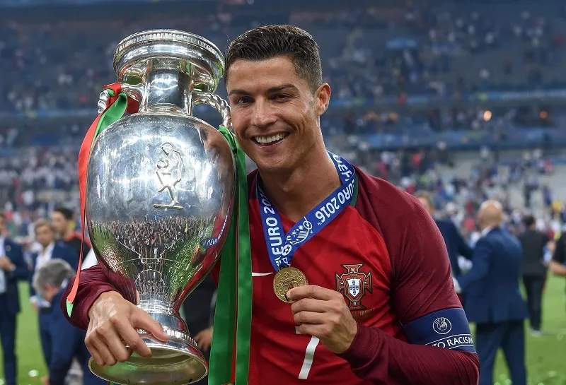 ronaldo o nuoc nao